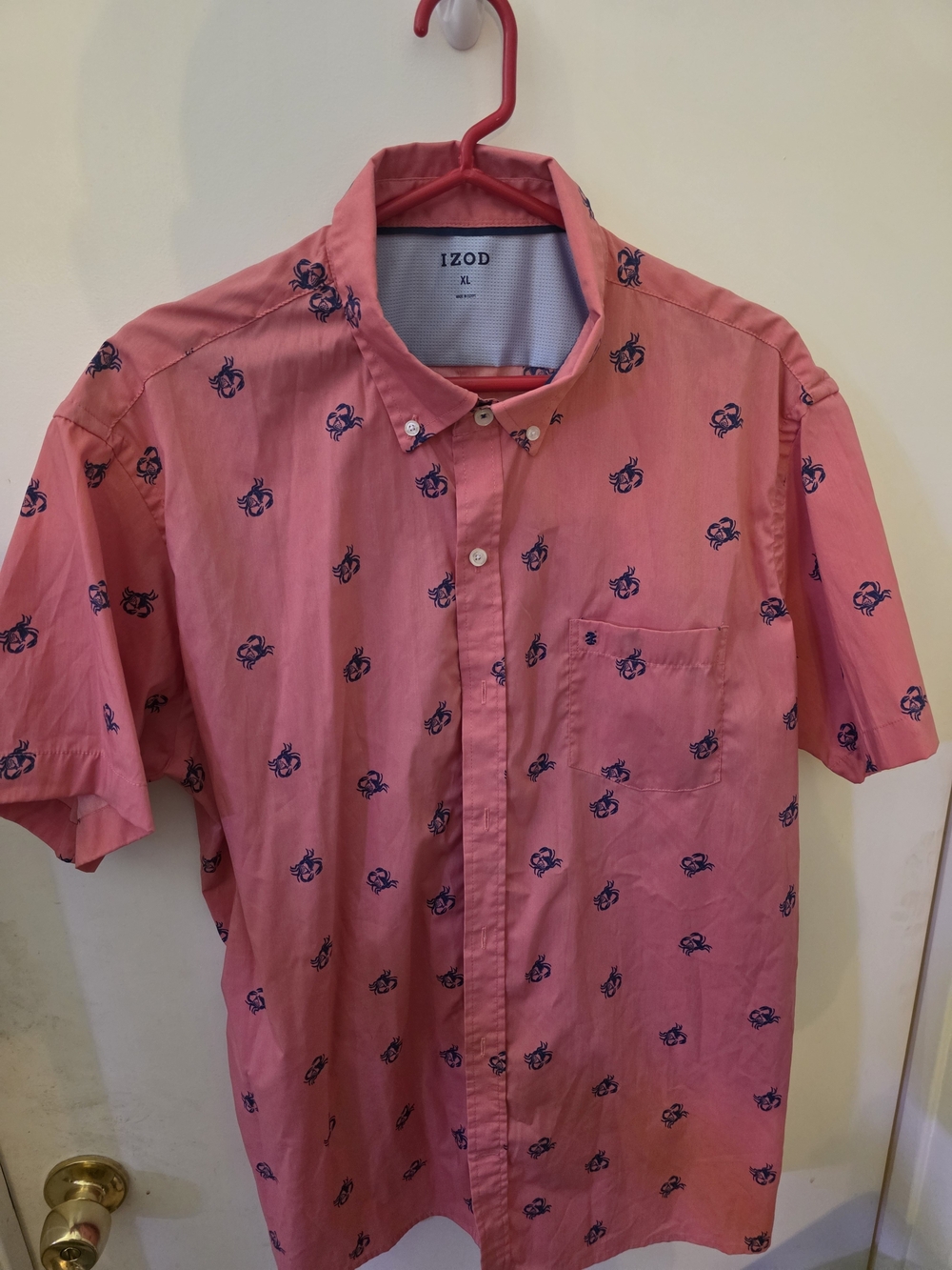 Izod Men's Coral Pink Short-Sleeve Button-Down Shirt with Crab Print - Size XL